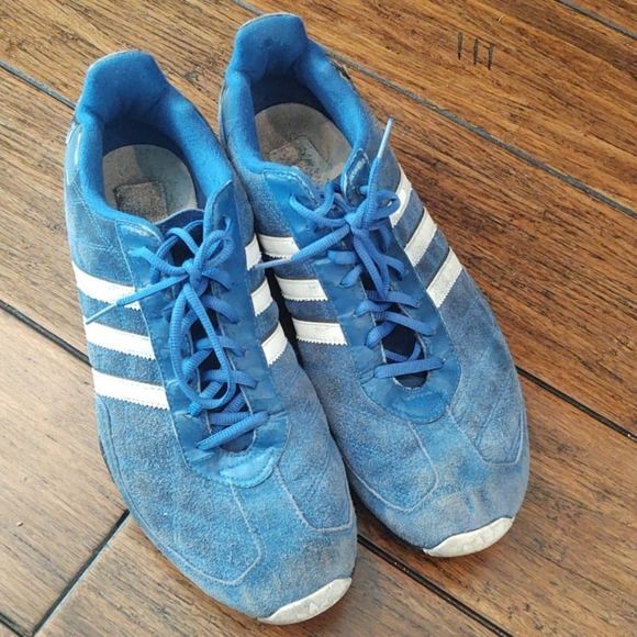 adidas 3 stripe shoes